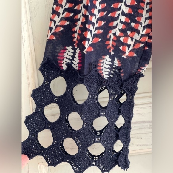TORY BURCH Navy Fern Crochet Lace Tunic Top, Size 2 - Picture 10 of 12